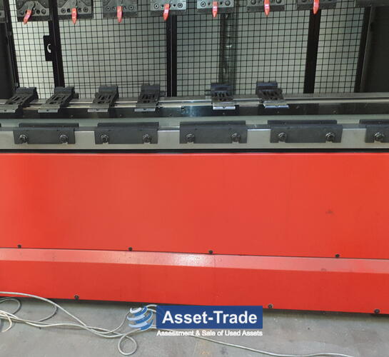 Second Hand AMADA HFE M2 1303 L Hydraulic Press Brake with low hours for sale
