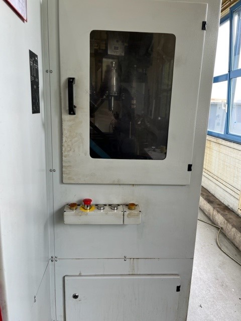 Best Used AXA VHC-3-3000-S-50/E 5 Axis Machine Center for sale