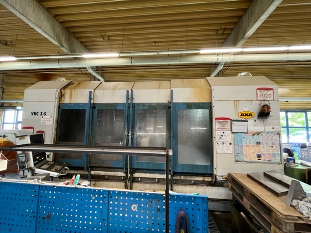 Best Used AXA VHC-3-3000-S-50/E 5 Axis Machine Center for sale