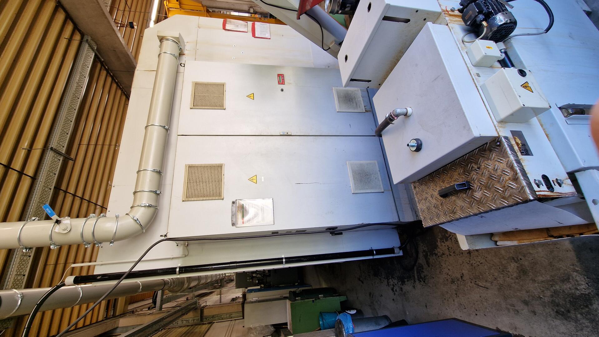 AXA VHC-2 XTS/50 5 Axis Traveling Column Machine Center | Asset-Trade