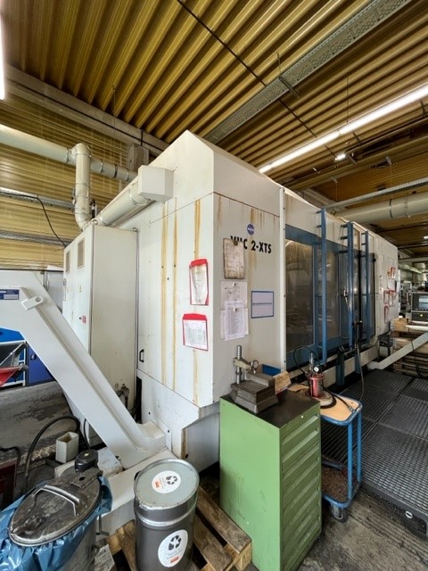 AXA VHC-2 XTS/50 5 Axis Traveling Column Machine Center | Asset-Trade