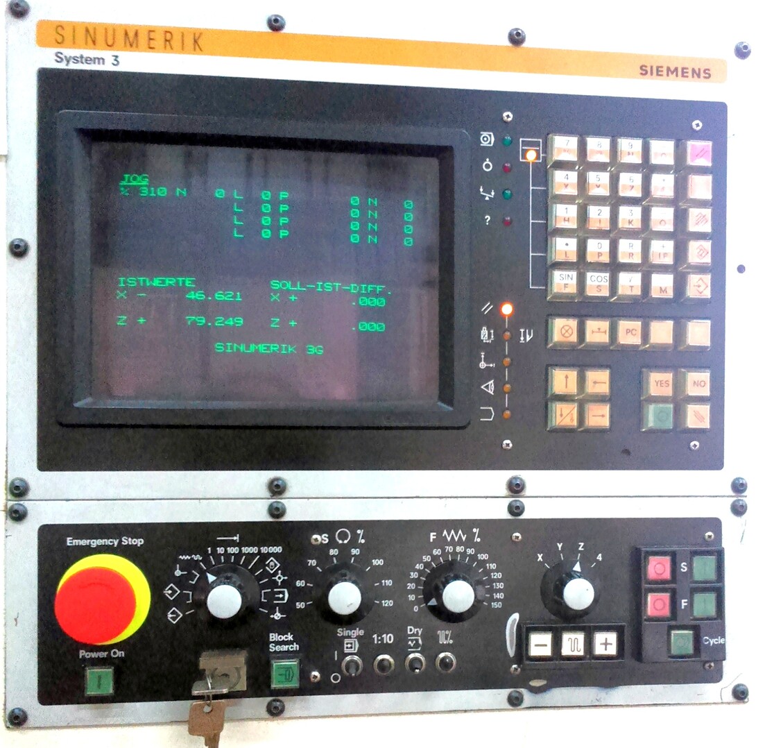 SIEMENS 3 krmiljen stroj kupi in prodaj poceni