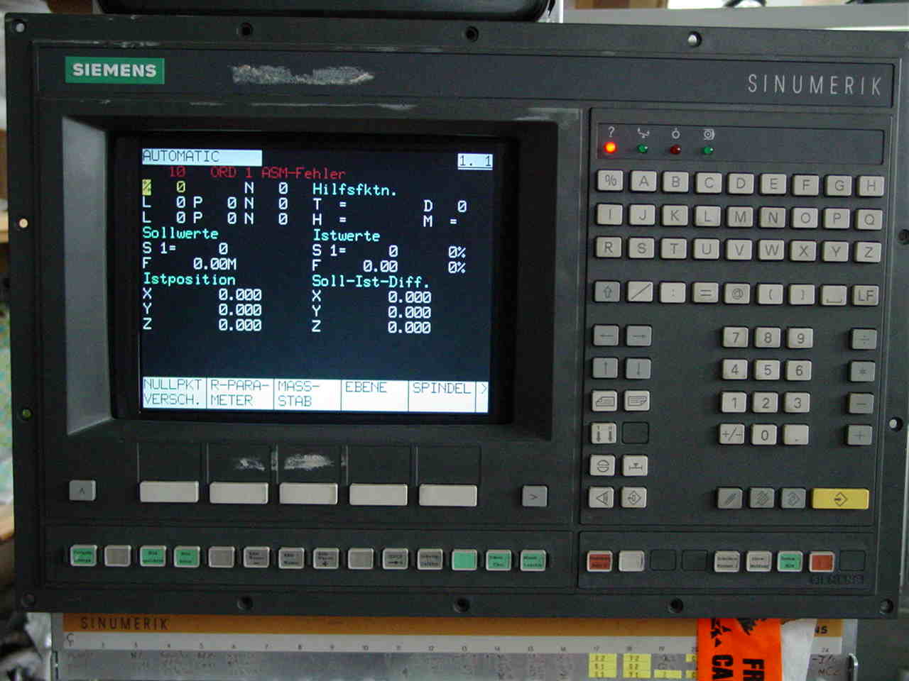 Second Hand Siemens Sinumerik 880 macherins for sale