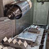 Second Hand AXA VHC-3-3000-S-50/E - 5 Axis - Travelling column machining centre | Asset-Trade