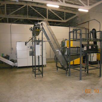 Plant for producing PET bottles from molds SOK-PF-2/2