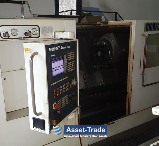 MONFORTS RNC 5 - CNC control unit (SINUMERIK 840C) and control console