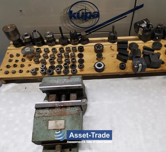 Comprar torno CNC WEILER DZ32 económico con cargador de barras KUPA LM 1000 | Asset-Trade