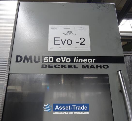 DMG DECKEL DMU eVo 50 Linear - Automatischer Werkzeugwechsler mit 30 Plätzen und Werkzeugmagazin