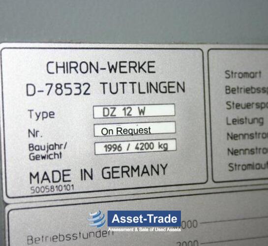 CHIRON DZ 12 W magnum high-speed - Arbeitsraum, Spindel und Maschinentisch