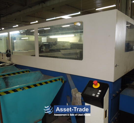 TRUMPF Trumatic L 3030 4KW - Automatic pallet changer and sheet loading station