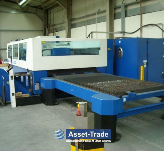TRUMPF TRUMATIC L 3050 - CNC control unit and operator console and control console
