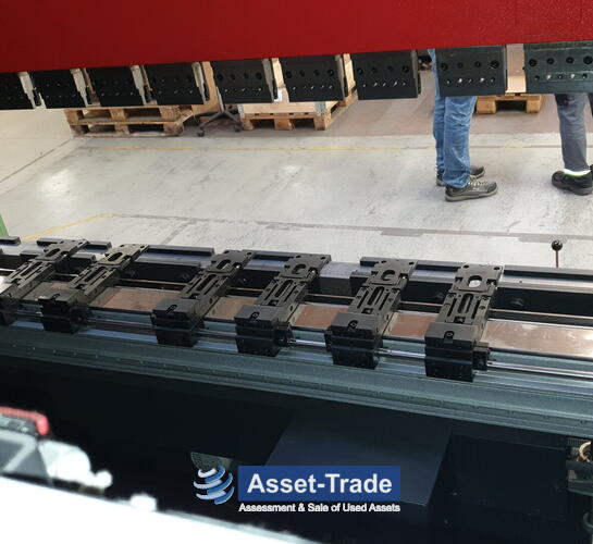 Second Hand AMADA HFE M2 1303 L Hydraulic Press Brake with low hours for sale