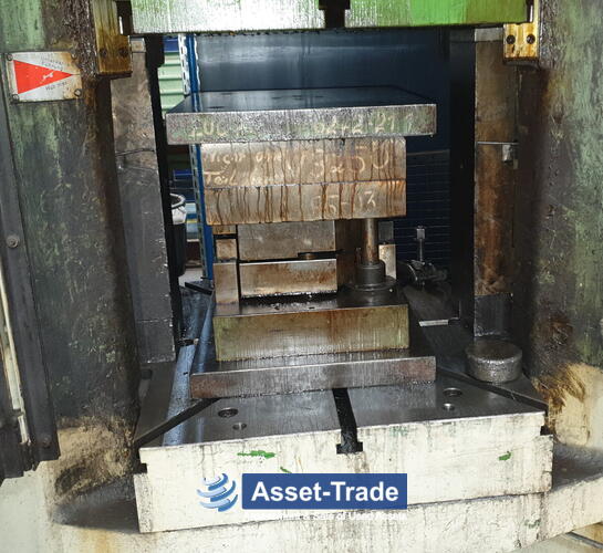 Second Hand SIEMPELKAMP NPS 800/800/355 Hydraulic Press 80T for sale | Asset-Trade