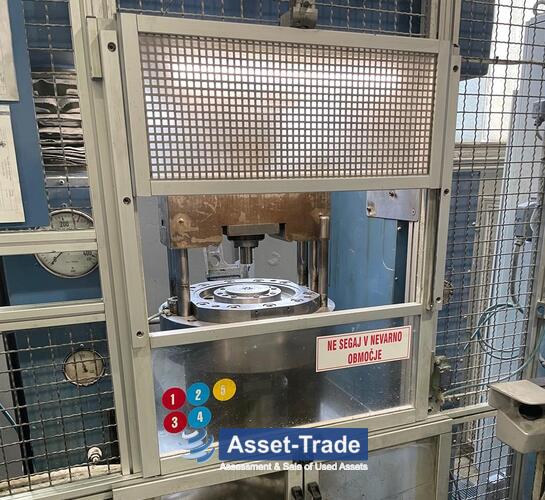 Bonnes occasions DORST Presse hydraulique DK 250 à vendre | Asset-Trade