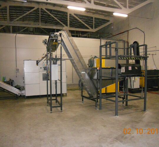 Plant for producing PET bottles from molds SOK-PF-2/2