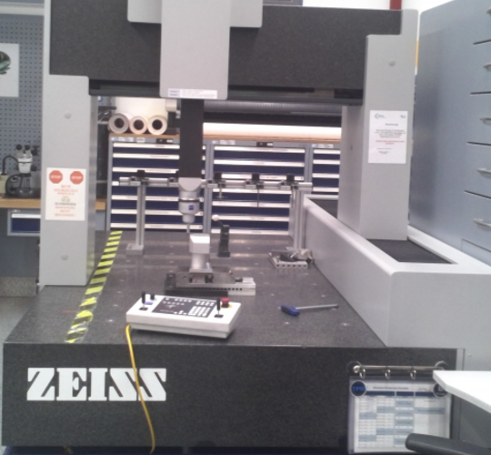 Günstige CARL ZEISS MC 850 3D Messmaschine aus zweiter Hand | Asset-Trade