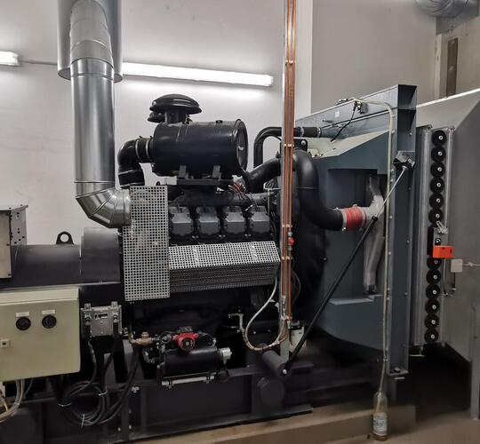 Used Generator 430kw 500 kVA - Front view and machine overview