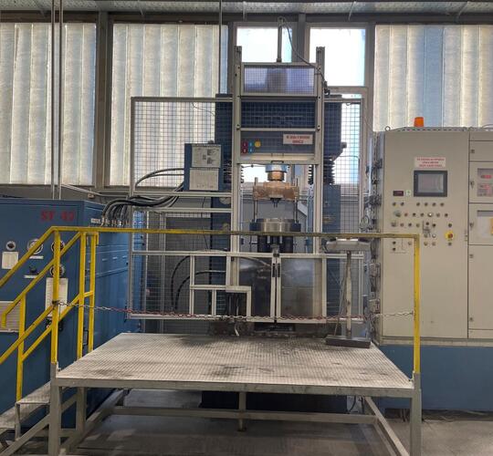 Second Hand DORST DK 250 Hydraulic Powder Press for sale | Asset-Trade
