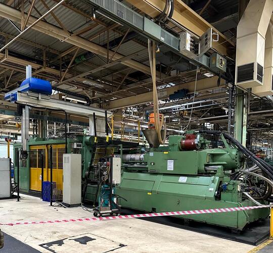 Preiswerte DEMAG D1250 Spritzgussmaschine zu verkaufen | Asset-Trade