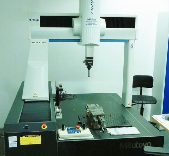 Second Hand MITUTOYO Crysta-Apex S7106 High-performance CMM for Sale | Asset-Trade