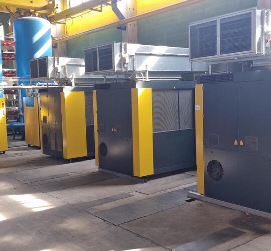 Second Hand Complete Kaeser Compressor Station (YOM 2019) with DSD240/205 & Sigma Air Manager 2 for Sale cheap | Asset-Trade